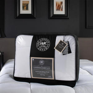 The Lyndon Company Luxury Anti-Allergy Duvet 10.5 Tog 